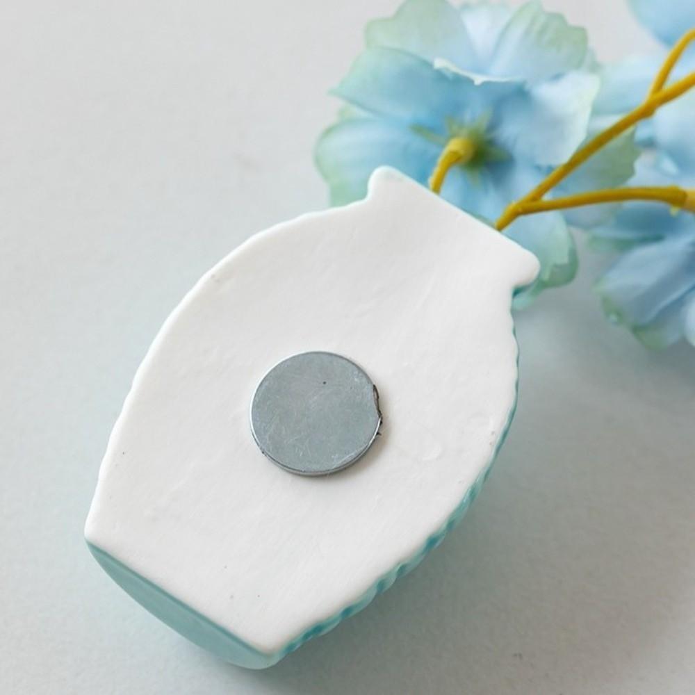 2PCS Ceramic Refrigerator Magnets Vase Exquisite Fridge Magnets Vase Fridge Stickers  Office