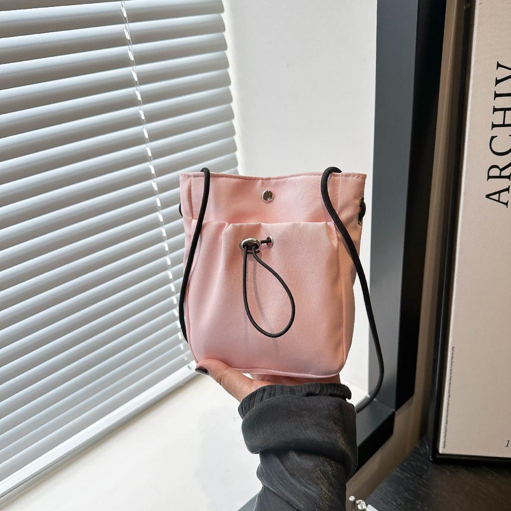 Stylish Lightweight Vertical Mobile Phone Bag In Nylon Fabric For Casual Use