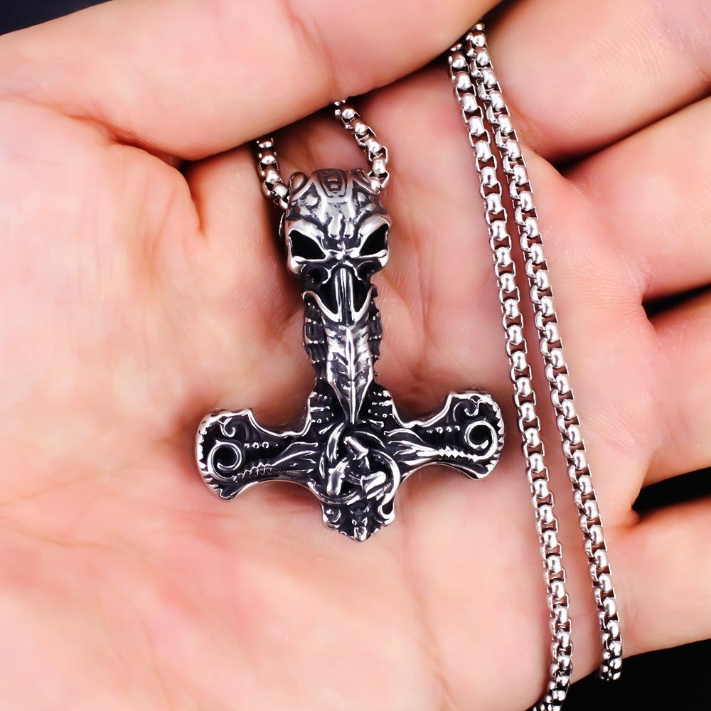 Necklace for Men Nordic Culture Viking Male Bird Head Retro Pendable
