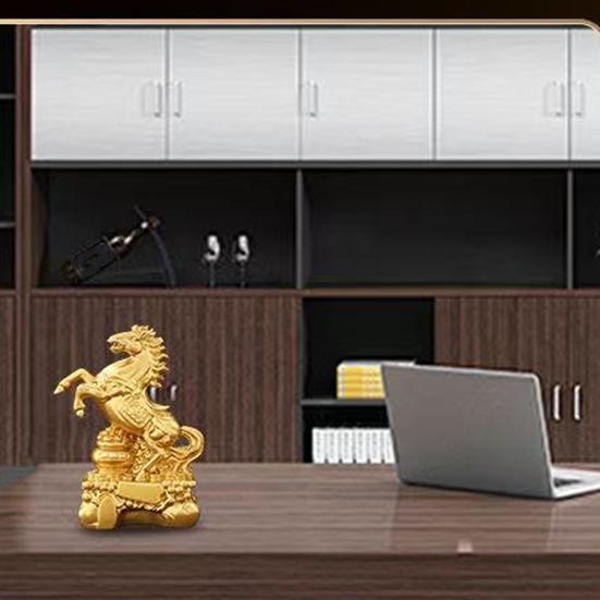 Horse Ornament Golden Finish Versatile Horse Figurine Symbol of Strength Success Zodiac Resin Statue Home Decor