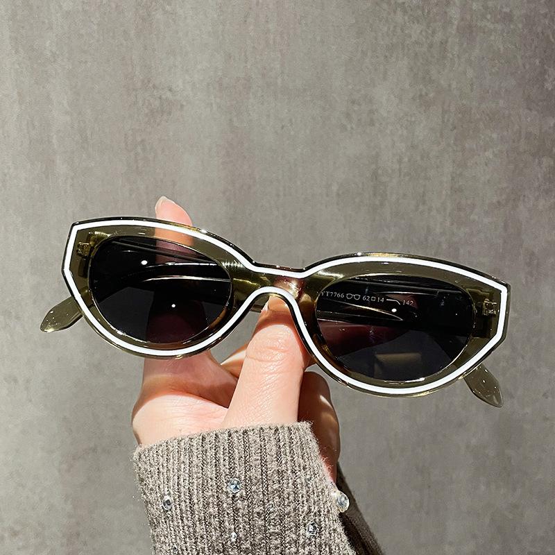 New  Cat Eye Sunglasses Women For Men  Vintage Sun Glasses Luxury Brand Designer Punk Pink Stripe Hip Hop Popular Shades