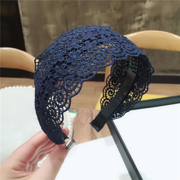 Fashion Women Lace Hairbands Wide Hair Hoop No-slip Lady Flower Hollow Headbands with Teeth Elegant Female Hair Accessories