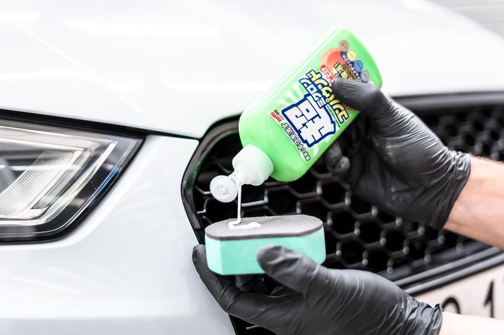 SOFT99 99 Kobo Body Cleaner Compound Liquid Light Removes Damaged and Water Stains from Car and Restores a Product 09062 Ultra-Micron Set, & Metallic,
