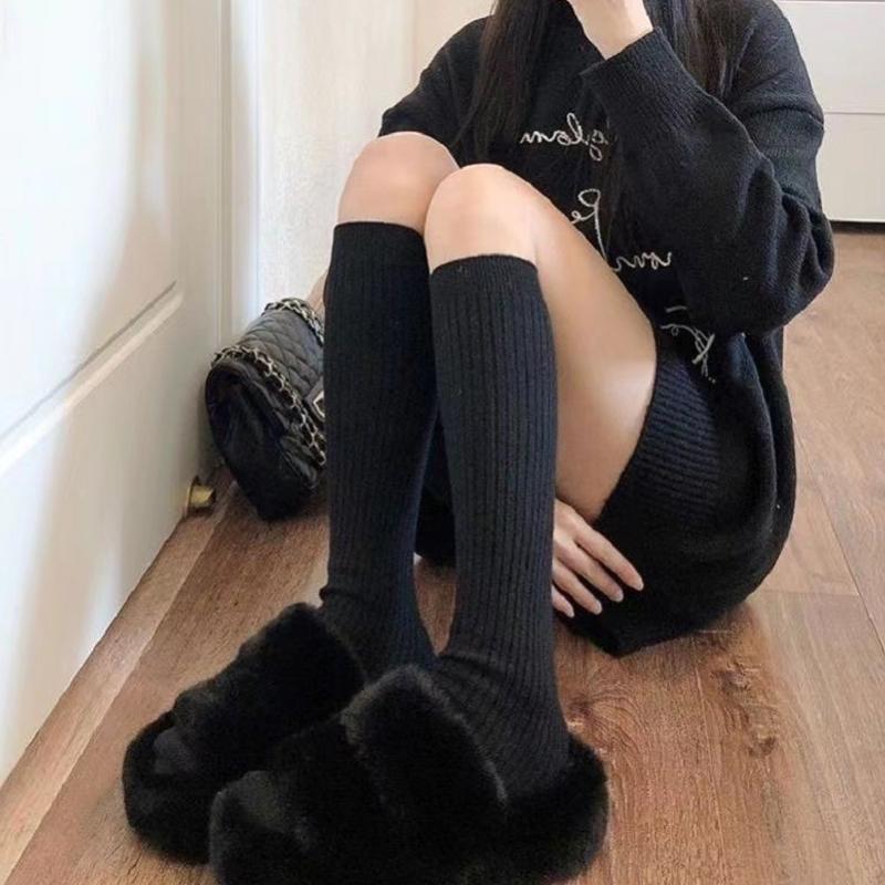 

1 пара зимних однотонных носков до середины икры для девочек и длинные носки-трубочки, плотные утолщенные теплые тонкие носки из трикотажного материала чёрный