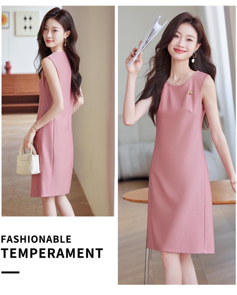 2024 Autumn French Minimalist Sleeveless Vest Dress - Professional OL Style, Round Neck, Versatile Solid Color Dress