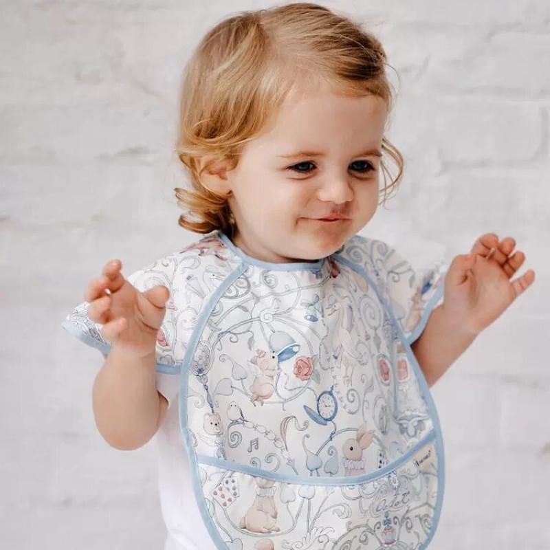 1 Piece Newborn Feeding Bibs Retro European Cute Animal Infant Baby Short Sleeve Burp Cloths Waterproof Washing Baby Bibs