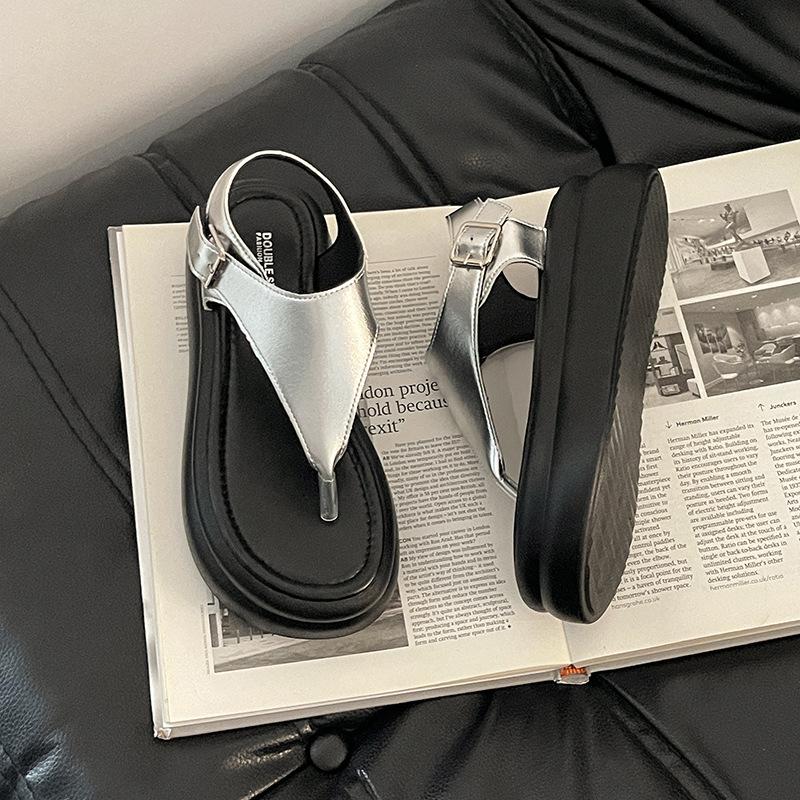 

Retro fashion simple versatile outer wear flip-flops women s summer new thin and tall muffin cool slippers 40