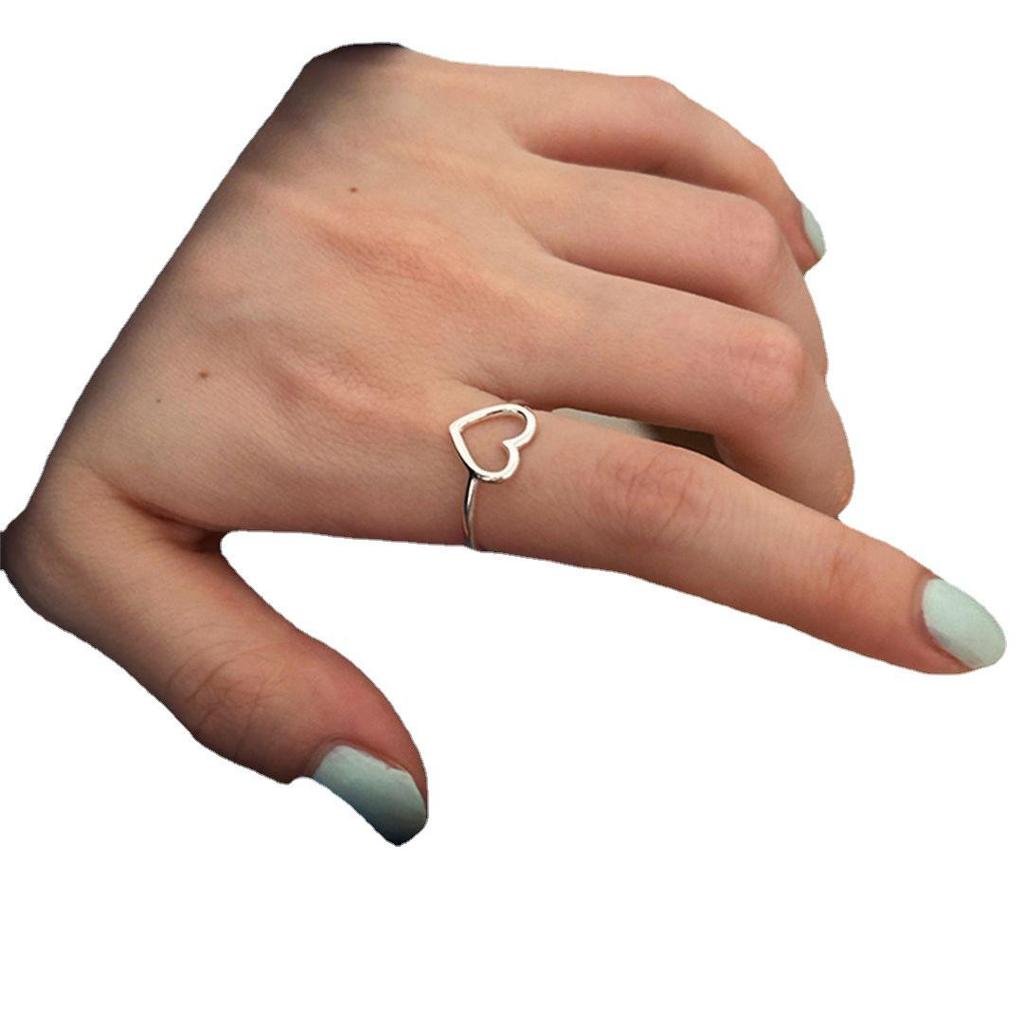 Elegant Geometric Push-Pull Hollow Heart Ring for Women - Trendy Fashionable Index Finger Style