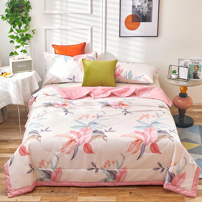 Summer Cool Cotton Quilt: Lightweight, Printed, for Double or Single Bedding