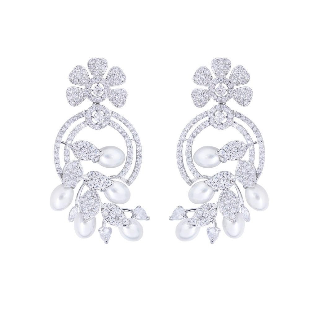 Light Luxury Micro-Inlaid Three-Dimensional Flower Pearl Earrings, Super Fairy Cold Wind Zircon Earrings, Bead Earrings.