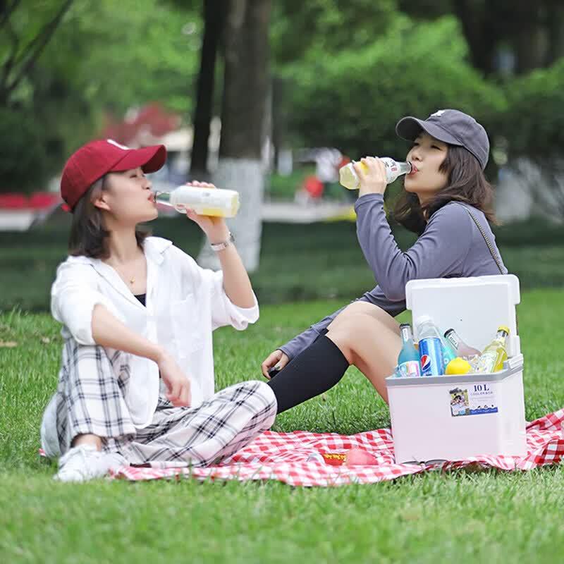 Portable Insulated Cooler Box