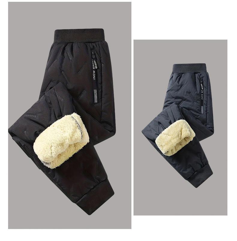 Jungen Gesteppte Winterhose mit Fleecefutter – Winddicht, Wasserdicht und mit Bündchen.