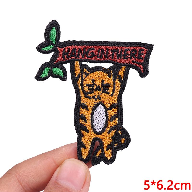 Cute Ghost/Cat Embroidered Patch Cartoon Animal Patch Iron On Patches For Clothing Thermoadhesive Patches For Clothes Jacket DIY