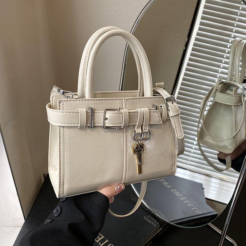 Retro Small Bag Women's Versatile New Niche Design Shoulder Messenger Bag Portable Small Square Bag