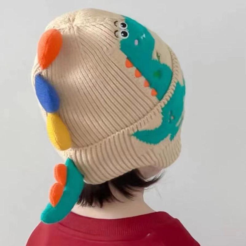 Ohrenschützer-Mütze mit Cartoon-Dinosaurier für Kinder, warm, gestrickt, für den Winter, für Jungen und Mädchen, süße 3D-Gehörschutzkappen in Volltonfarbe
