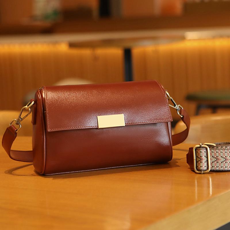 New Summer Retro Women's Bag European and American Fashion Underarm Bag Large Capacity Single Shoulder Diagonal Cross Bag Popular Small Square Bag
