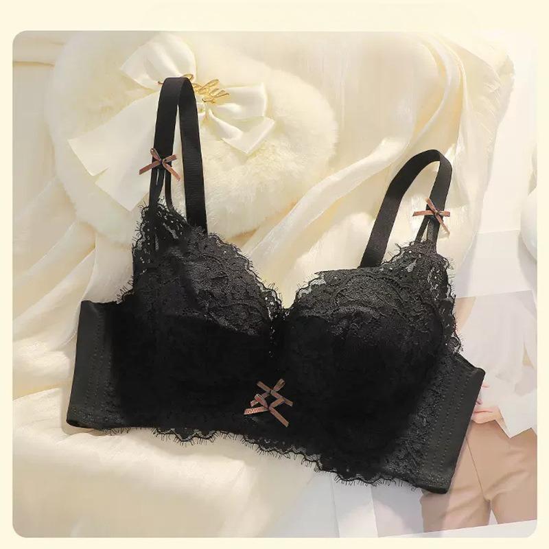 

Женское осенне-зимнее утолщенное собирающее маленькую грудь без косточек для поддержки и коррекции под грудью 38/85AB чёрный