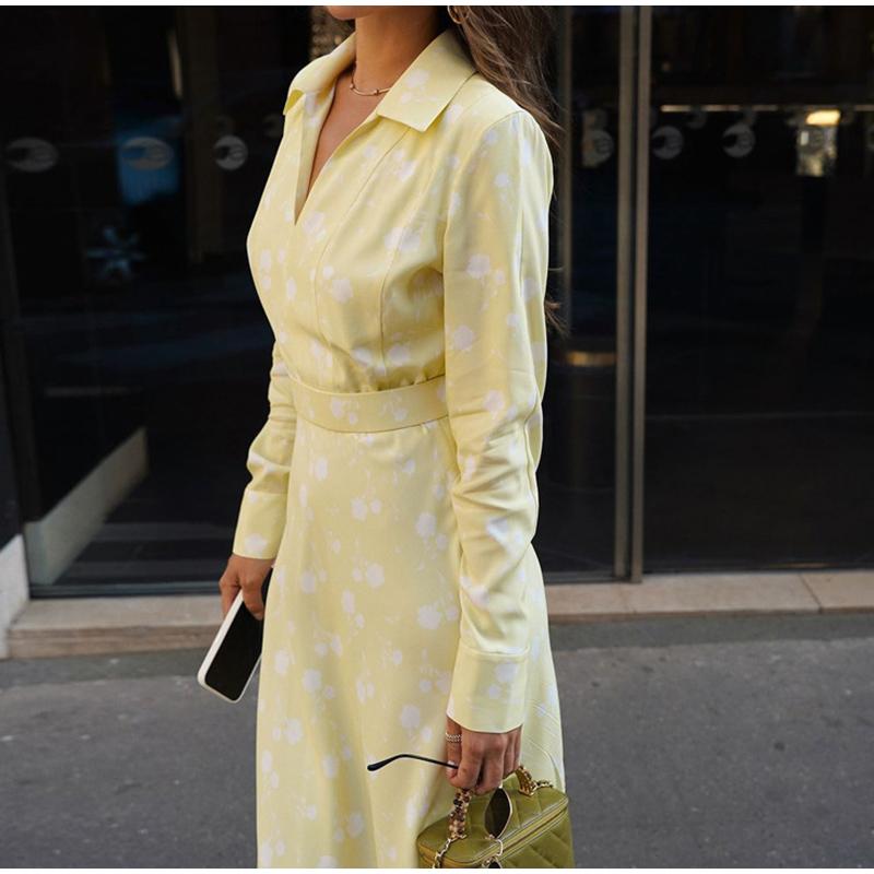 

Элегантное платье Женские ремни Без рукавов Приталенное 2025 Весенние платья Повседневное Уличное С разрезом Женское платье Платье с принтом Два цвета на выбор L жёлтый