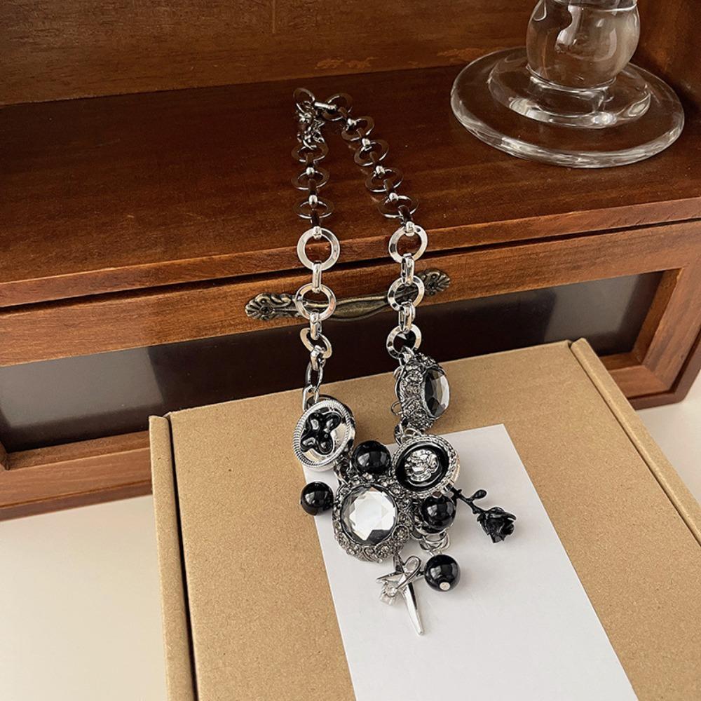 Crystal Rhinestone Beads Necklace Flower Clavicle Chain Choker Charm Gothic Necklace  Party