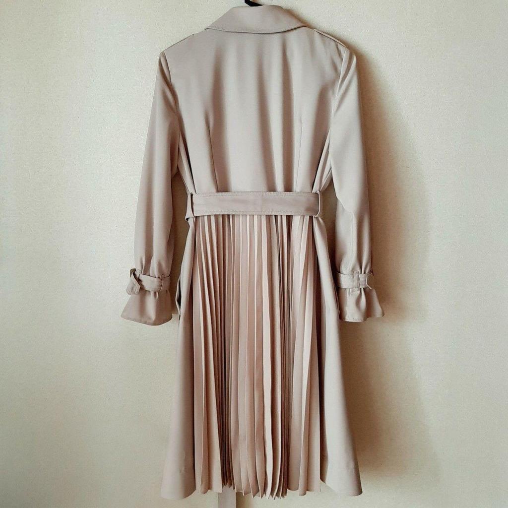 Used Arpege Story Limited Apuweiser-riche Pleated Trench Coat with Scarf, Beige