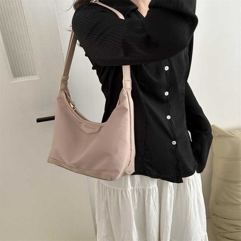Niche Simple Bag Simple and Fashionable Commuter One-shoulder Crossbody Bag Spring New Fashionable Underarm Bag