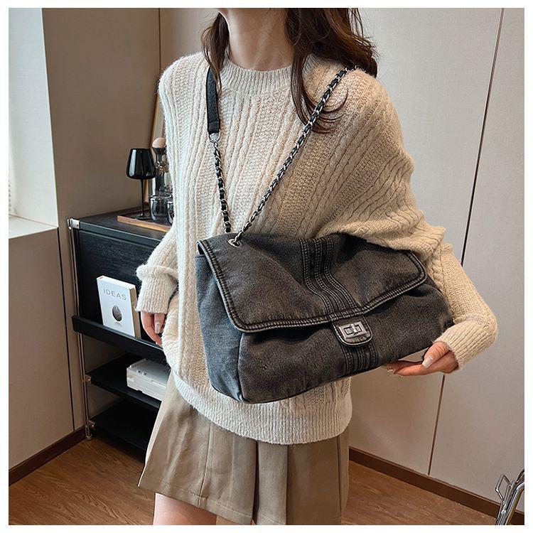 Sac bandoulière décontracté en denim grande capacité pour femme avec chaîne