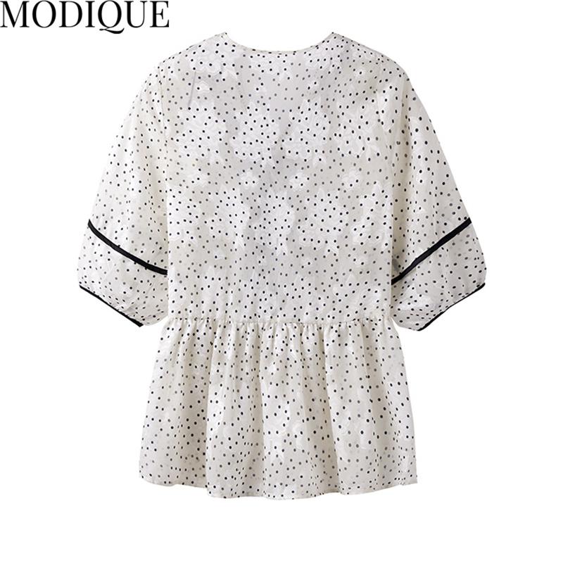 MODIQUE Summer Plus Size Summer Women T-Shirt Casual Loose V-Neck Lace Cotton Linen Tees Short Sleeve Elegant Lady Big Size