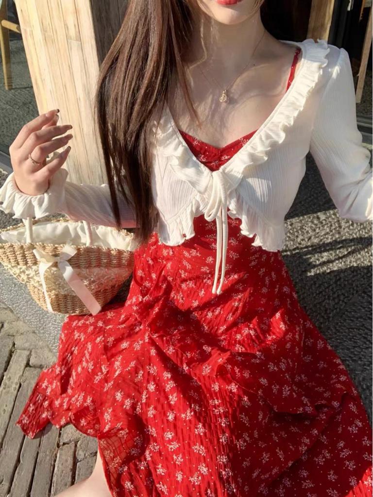 Spring/Summer 2025 Q Lady Red Floral Maxi Cami Dress with Slit