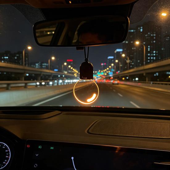 Bulb Car Charm Creative Car Hanging Light with Motion Sensor Rechargeable Retro Rearview Mirror Decoration Warm Glow Ambient Light for Night Driving