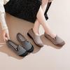 Novos sapatos femininos de verão de salto baixo com sola macia, sapatos casuais preguiçosos, sapatos de tecido para mãe, respiráveis, de bico raso