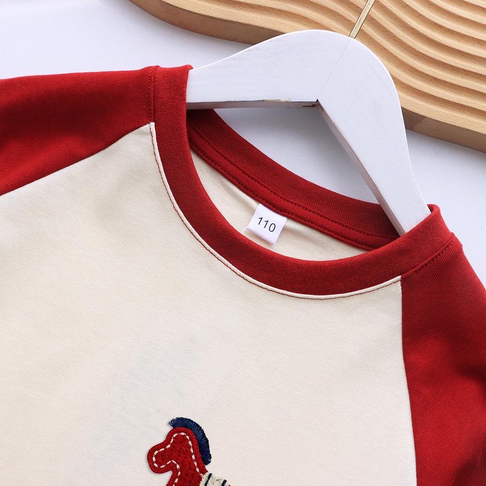 Embroidered Year of the Horse Family Tees: Stylish Parent-Child Matching T-shirts for Mother and Son