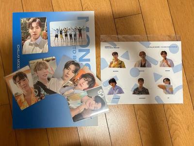 MONSTA X >< Chillax Mode Photobook Used