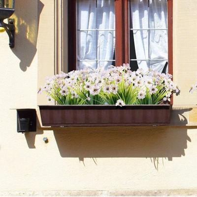 Ev Dekoru – Dekoratif çiçekler ve çelenkler