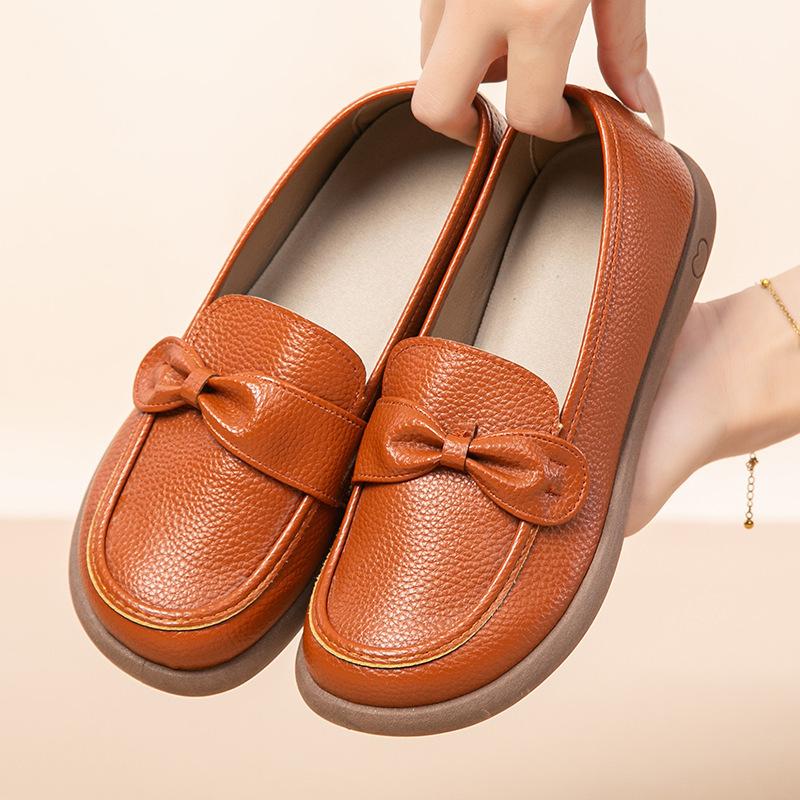 Spring new soft-soled black single shoes comfortable British style soft leather small versatile leather shoes