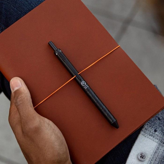 ROMEO Multifunction Pen 4-in-1 RM403 Crocodile Cowhide Black