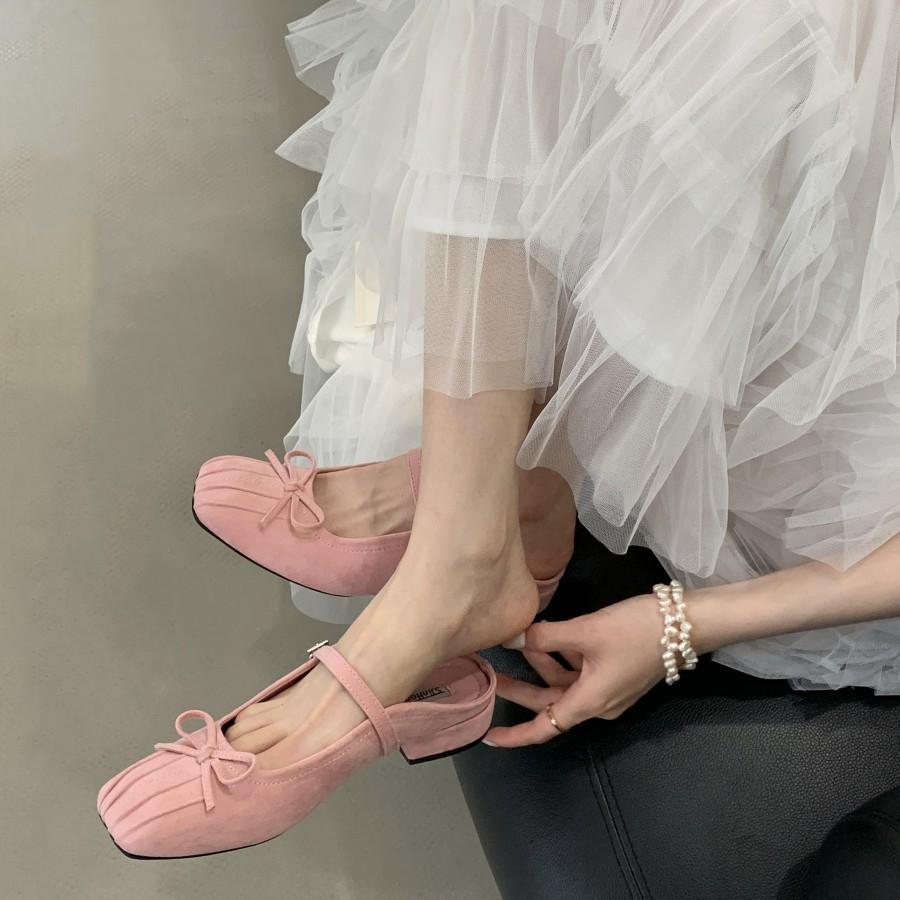 2025 Summer New Suede Bright Pleated Bow Square Head Soft Bottom Thick Heel Bag Head Slippers