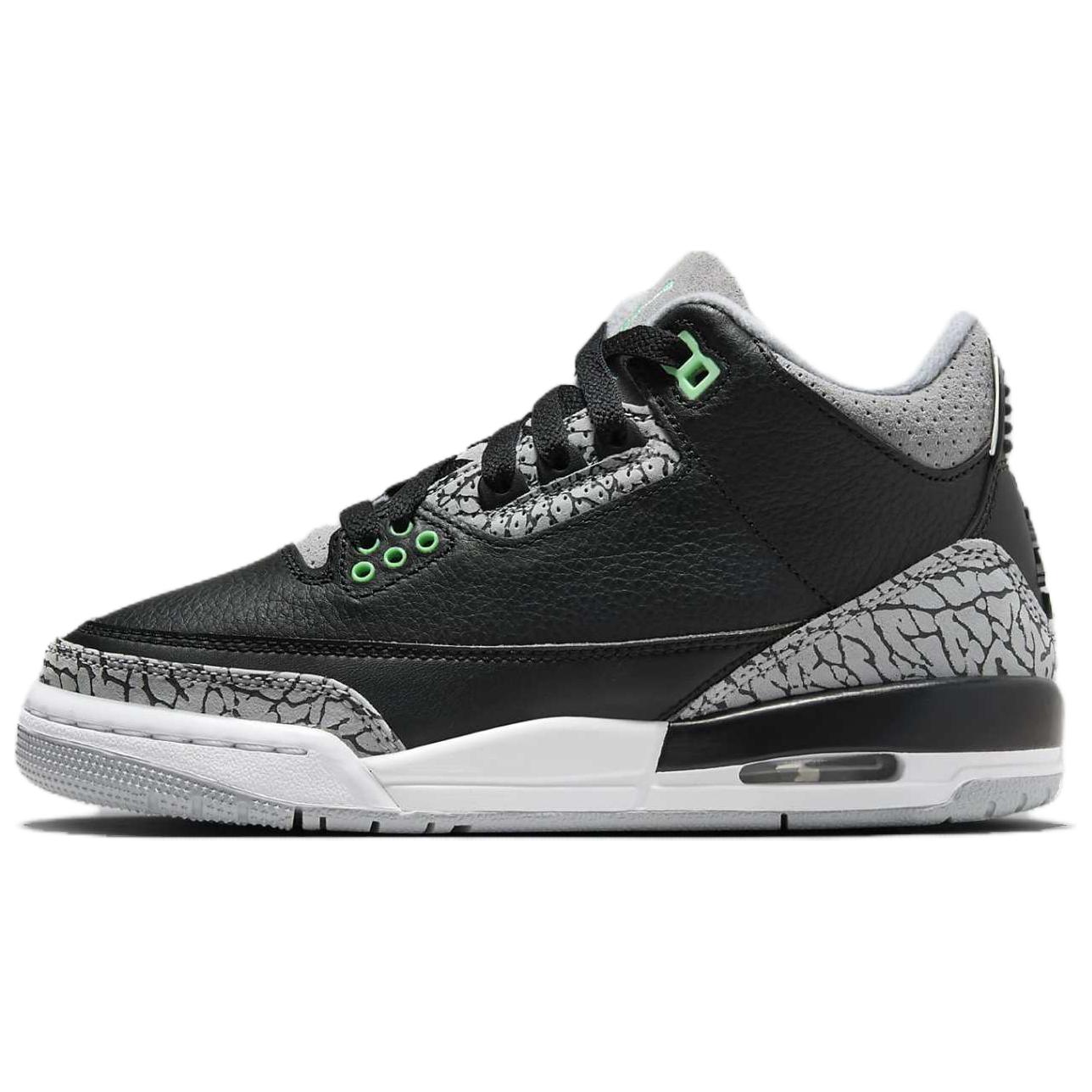 

Air Jordan 3 Retro GS DM0967-031 Kids Leather Mid-Top Retro Lifestyle Sneakers 36