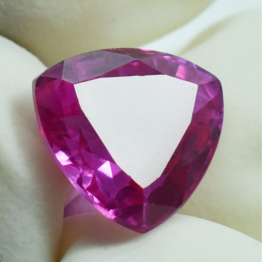 Natural Trillion Shape 4.55 Carat Pink Ceylon Sapphire CERTIFIED Loose Gemstone