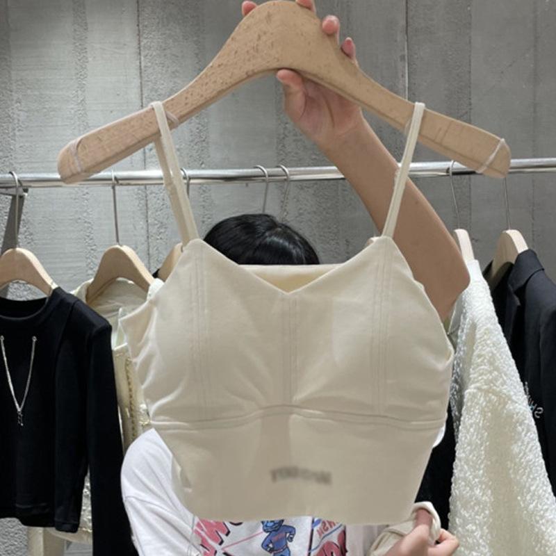 Women's Autumn 2023 Korean-Style Casual Sports Three-Piece: Long-Sleeved Hooded Jacket and Stylish Vest.