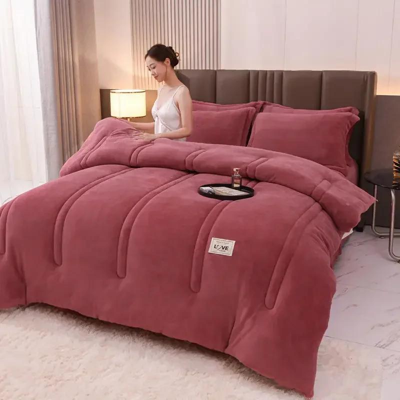 

Теплое зимнее одеяло из овечьего бархата, толстое фланелевое и двухстороннее одеяло из овечьего бархата, стеганое, толстое, теплое и удобное 150x200cm 2.5kg красный