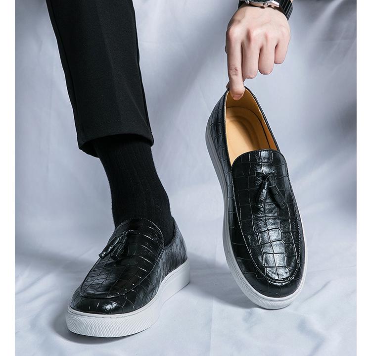 Men's Large Size White Crocodile Pattern Leather Loafers 45-47