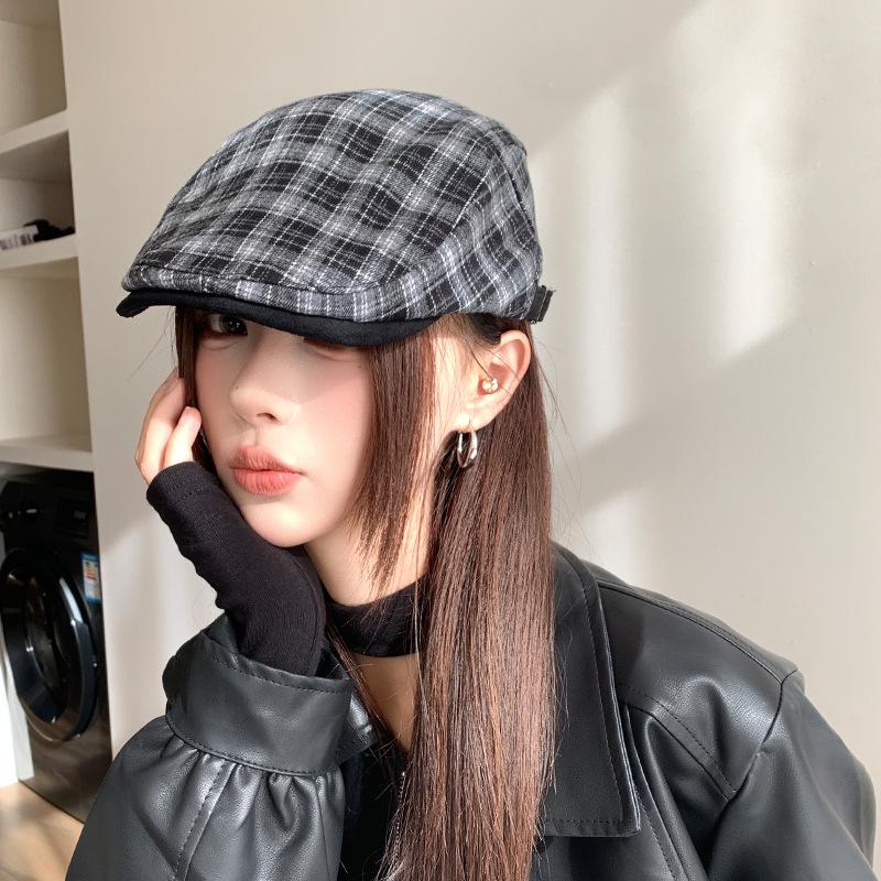 Retro Plaid Forward Hat Japanese All Match Beret Autumn and Winter Warm and Showy Little Literary Newsboy Painter Peaked Cap