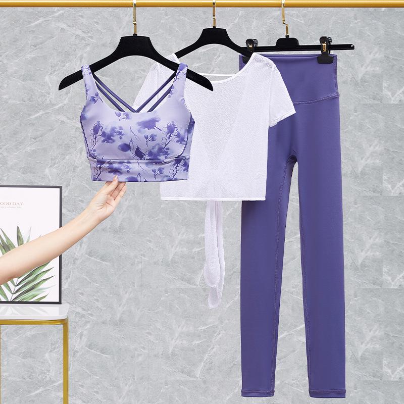 Women's Yoga Clothes 2025: Stylish Bra & High-End Two-Piece Sports Set for Fitness & Pilates