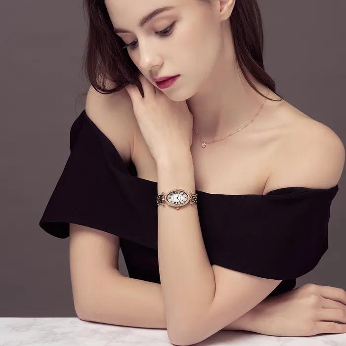 Diamond Oval Metal Watch LC702CB_L
