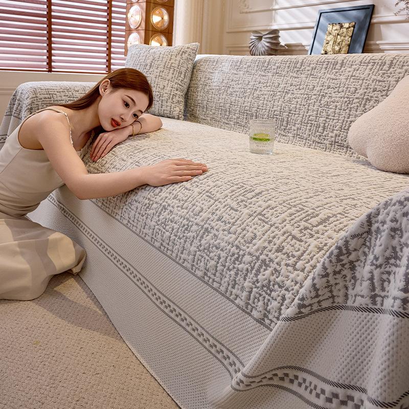 High Quality Summer Cooling Ice Silk Sofa Towel Living Room Multifunction Sofa Blanket Protector Cover Universal Cushion S088