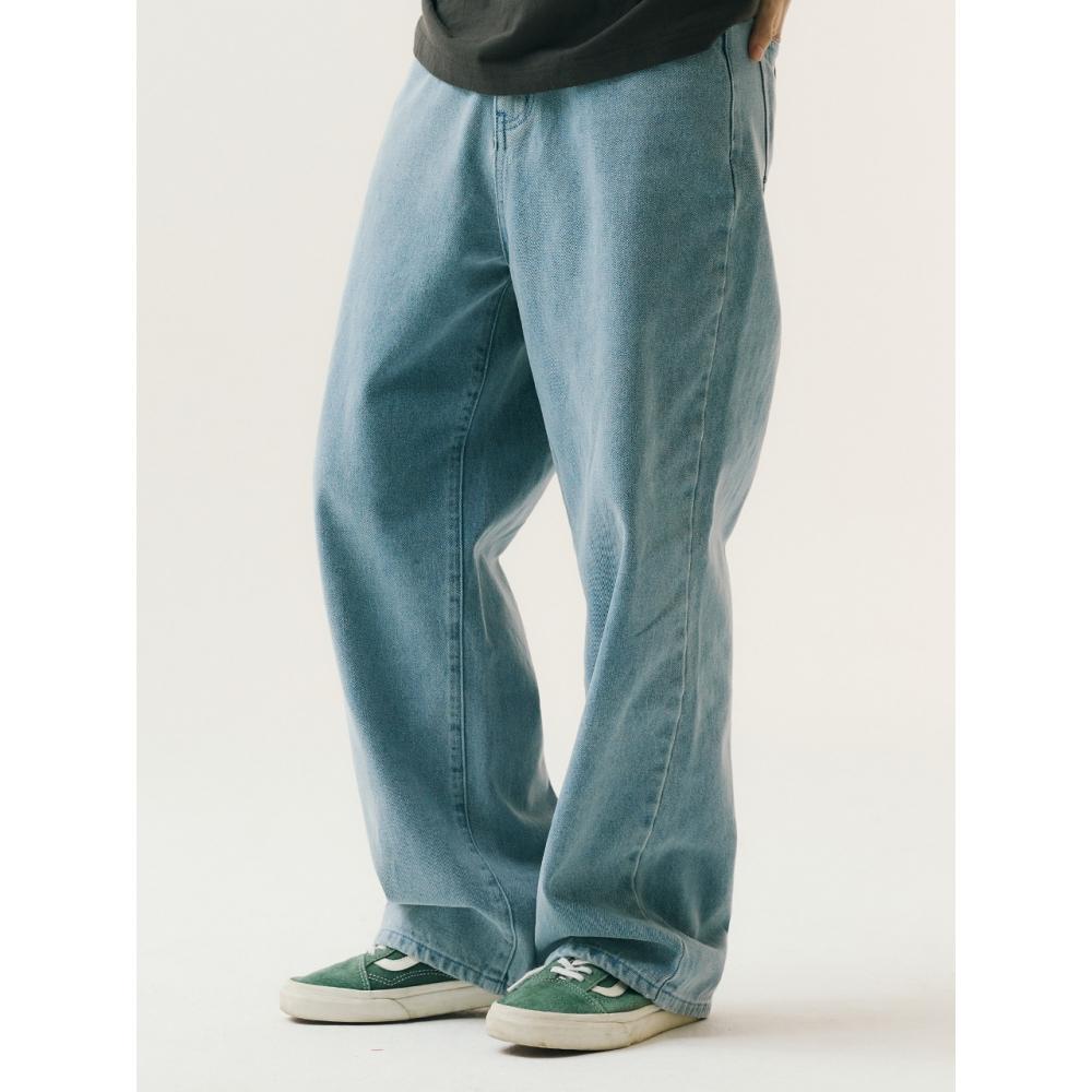 

Свободные джинсовые брюки с нашивкой-логотипом FREI ICE BLUE