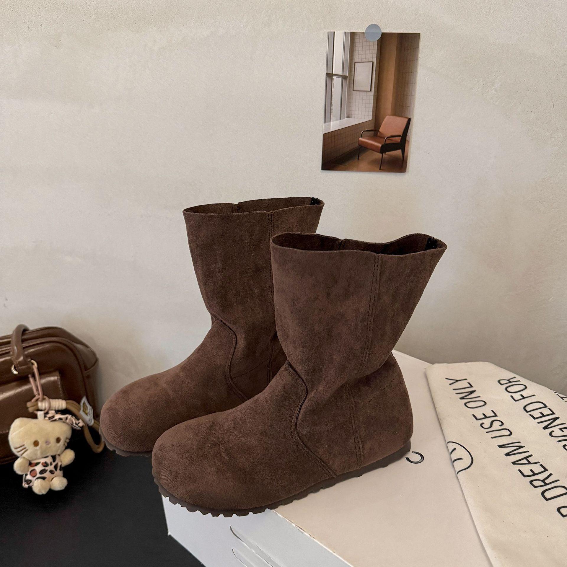 

Женские короткие ботинки на мягкой подошве, женские плоские одинарные ботинки в стиле ретро, женские ботинки 2025 осень, новая модная универсальная матовая обувь Мартин 40 кофейный