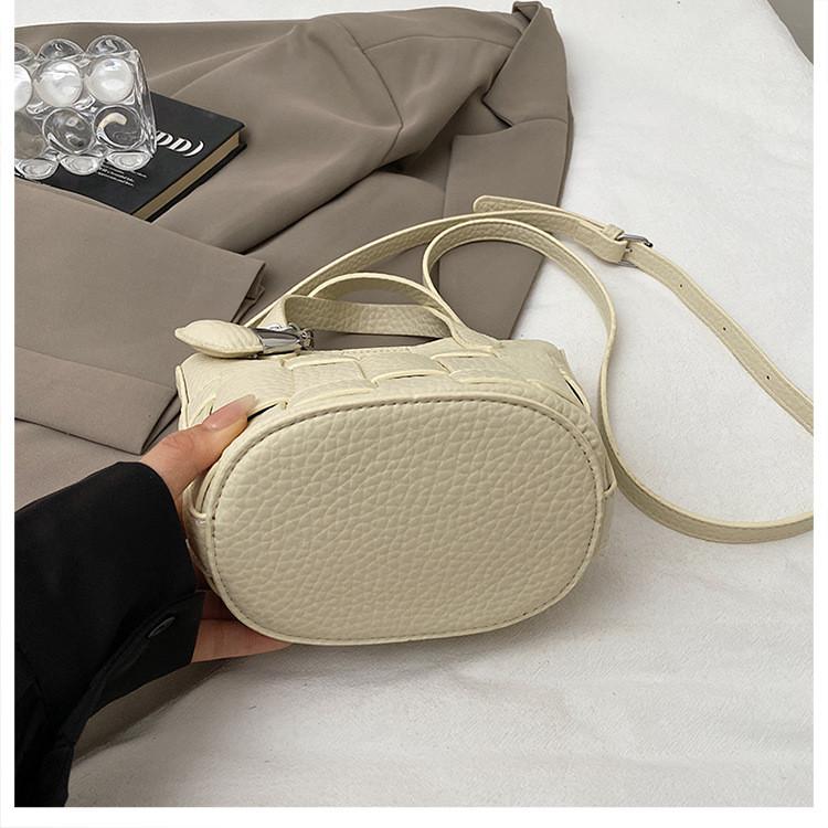IELGY Ladies Messenger Bag Cute Style Korean Version Vegetable Basket Female Bag