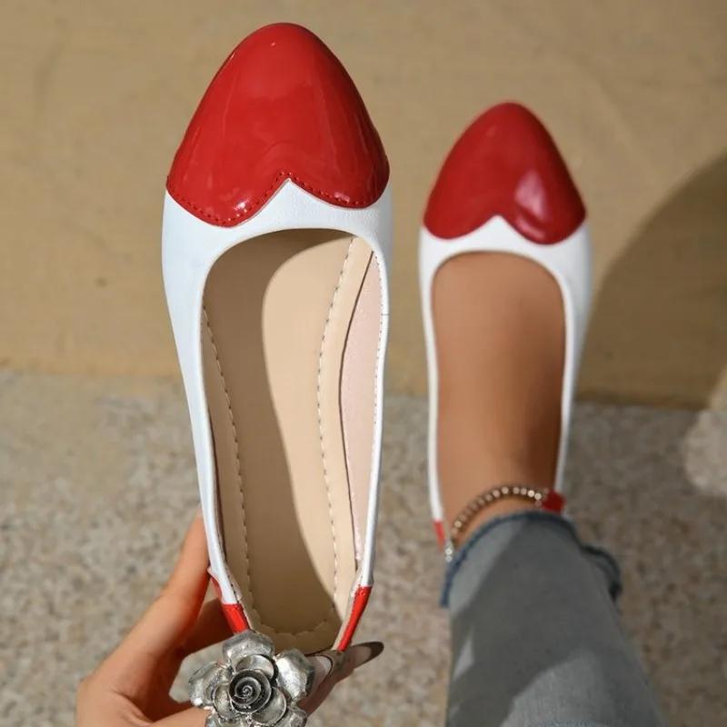 Fashion New Large Size Flat Sole Women Shoes Fashion Round Head Heart-shaped Comfort Soft Sole Casual Shoes for Women Zapatos De Mujer