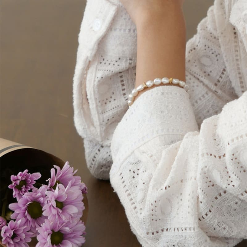 Siesta Number 01: The Bracelet